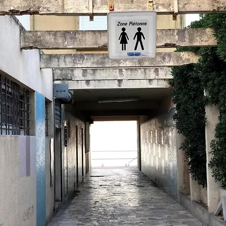 Apartment Pinède: Vue Et Terrasse Sud *