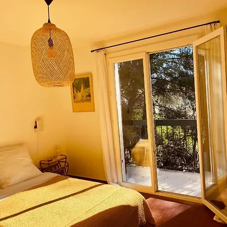 T3 Au Milieu Des Pins, Terrasse Sud, Vue Mer, A Pieds, Fibre Et Garage Prive Inclus Apartament Saint-Cyr-sur-Mer